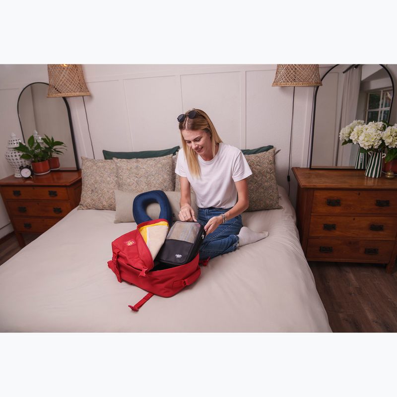 Travel backpack CabinZero Classic 28 l 18