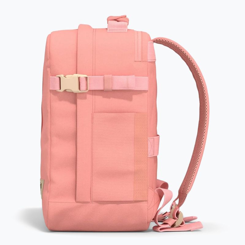 Hiking backpack CabinZero Classic Tech 28 and pink 6