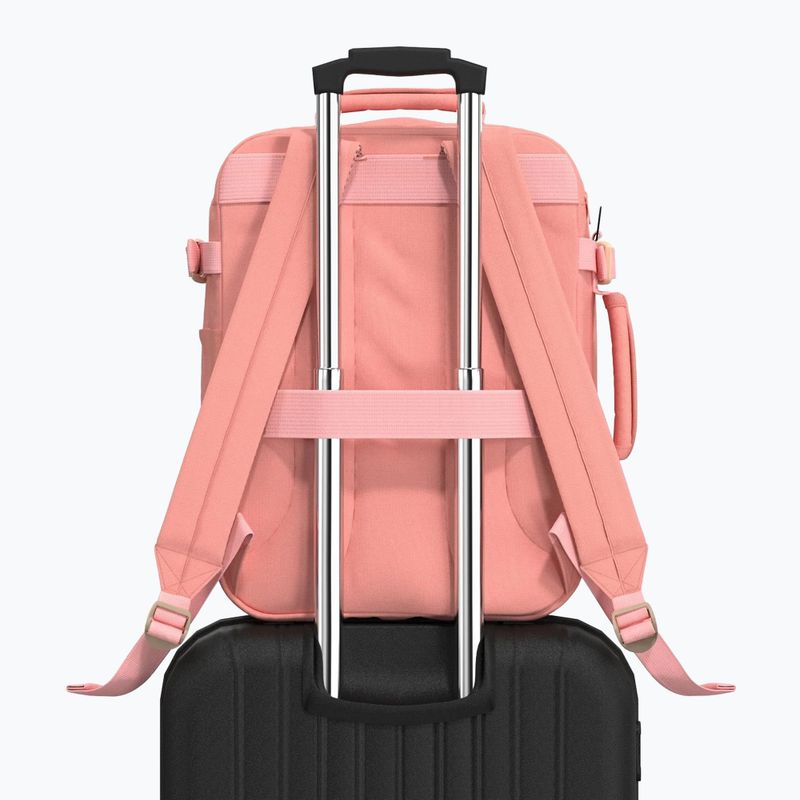 Hiking backpack CabinZero Classic Tech 28 and pink 7