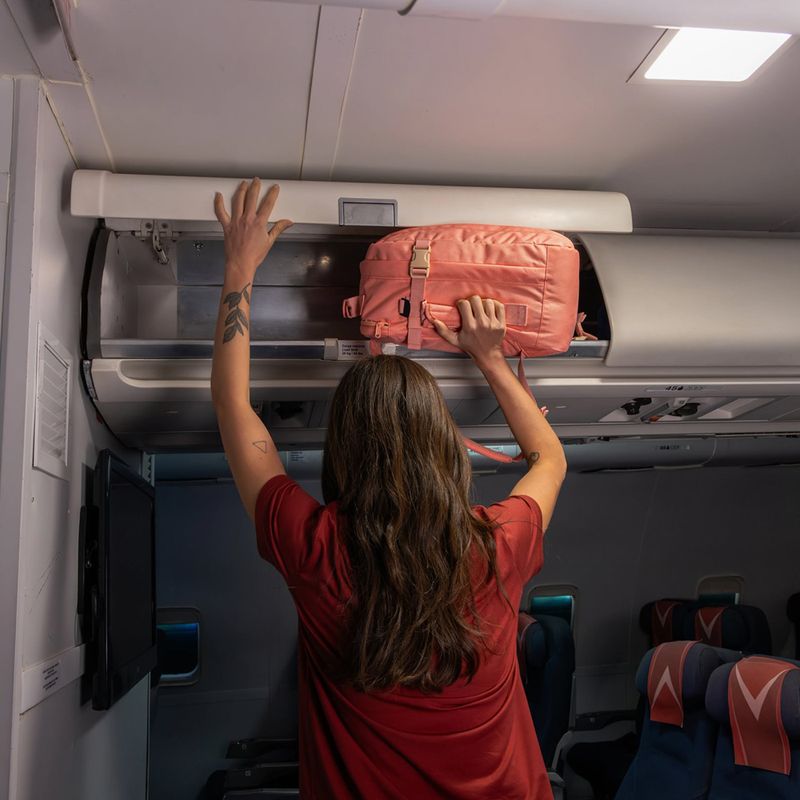 Hiking backpack CabinZero Classic Tech 28 and pink 14