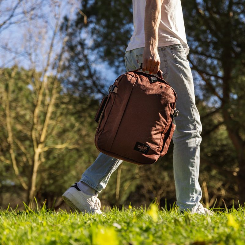 Travel backpack CabinZero Classic Tech 28 l redwood 19