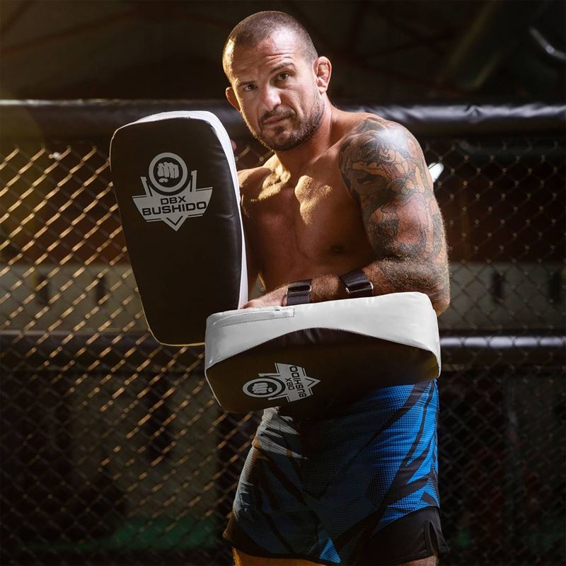 DBX BUSHIDO Thai training shield black PAO T42 7