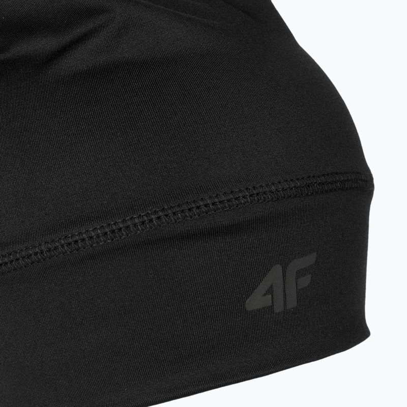 Cap 4F U059 deep black 4