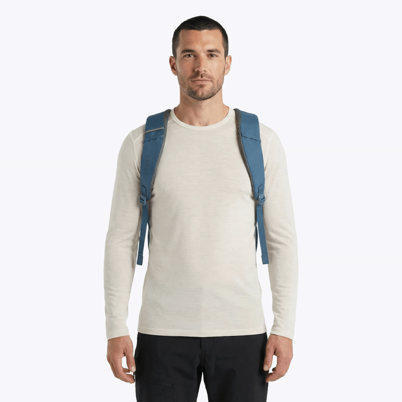 Kadva Concise 20 l hiking backpack black 3