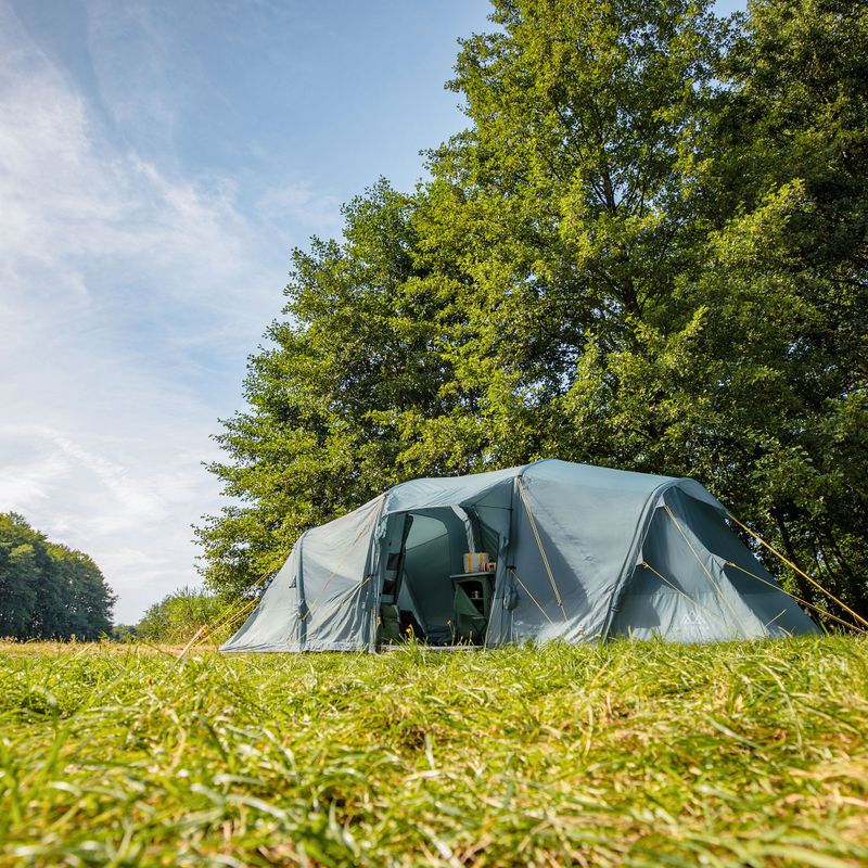 8-Person Inflatable Camping Tent KADVA AIRcamp 8.44 Green 5