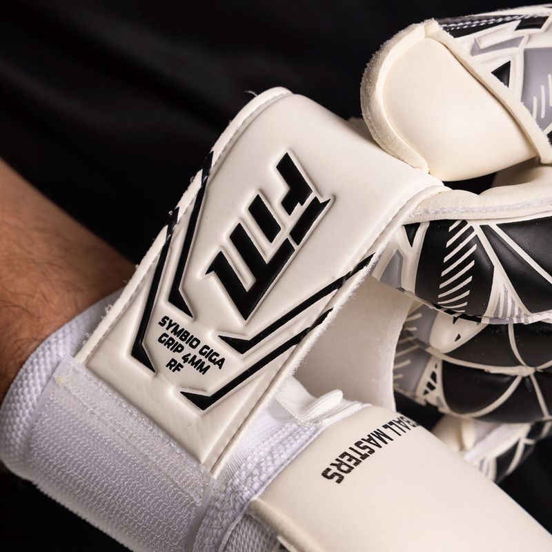 Football Masters Invictus X RF goalkeeper gloves white/black 3