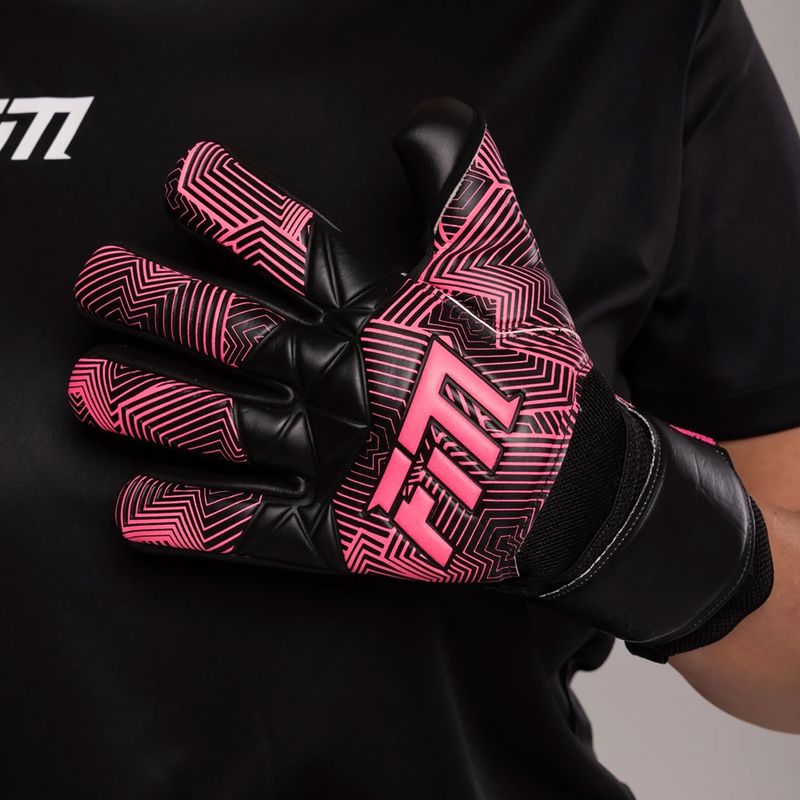 Football Masters Varis X NC goalkeeper gloves black/pink 4