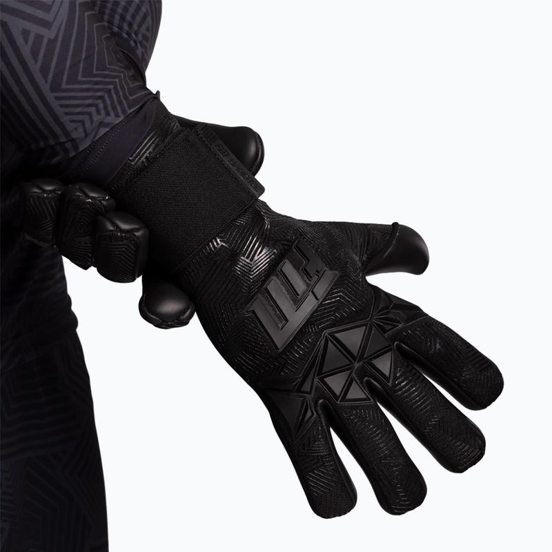 Goalkeeper gloves Football Masters Varis X PRO black 9