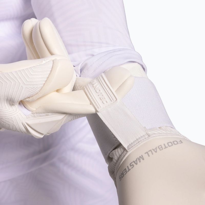 Goalkeeper gloves Football Masters Varis X PRO all white 9