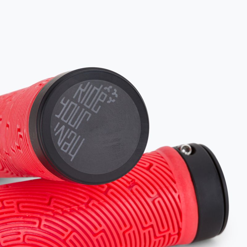 Dartmoor Maze red A2613 handlebar grips 3