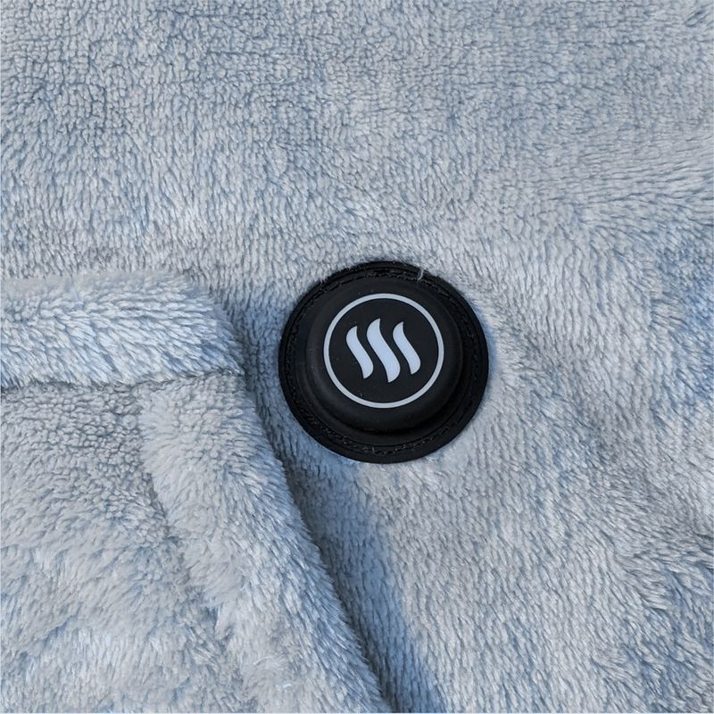 Glovii GU1G grey heated poncho with USB connection 3