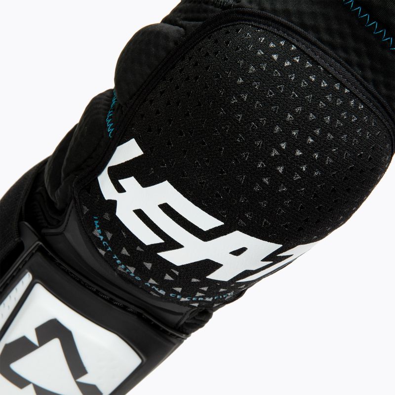 Leatt 3DF Hybrid EXT bicycle knee protectors black and white 5019400740 3