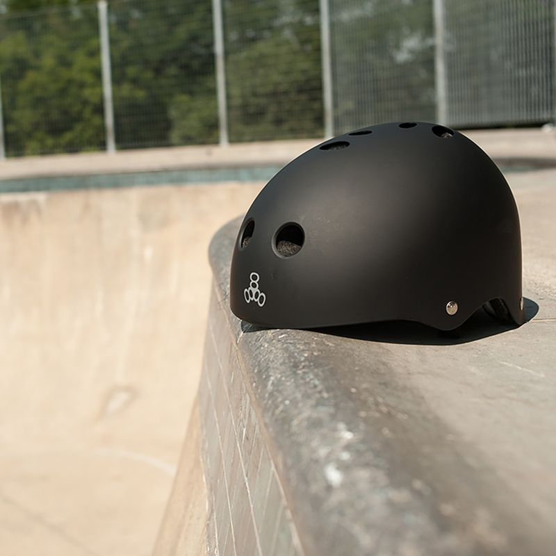 Helmet Triple Eight The Certified Sweatsaver black 5