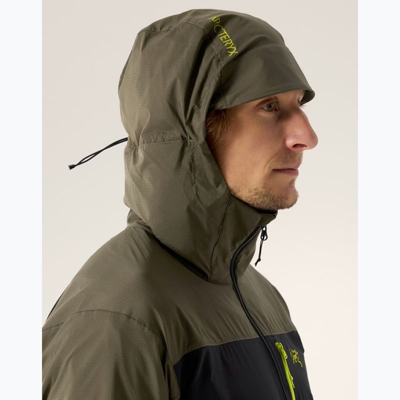Men's windbreaker jacket  Arc'Teryx Squamish Hoody spotlight 5