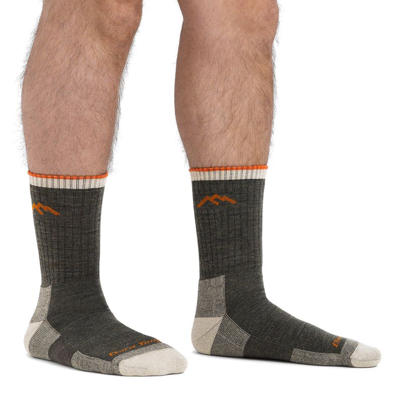 Men's socks Darn Tough Hiker Micro Crew olive 5