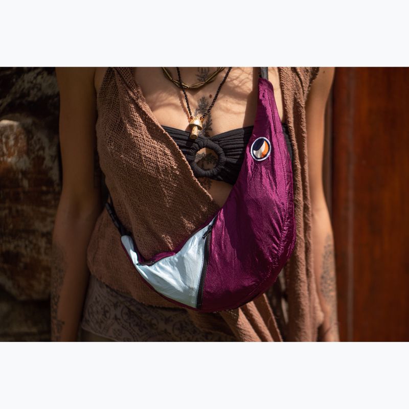 Ticket To The Moon Upcycled Sling shoulder bag plum/cloud 8