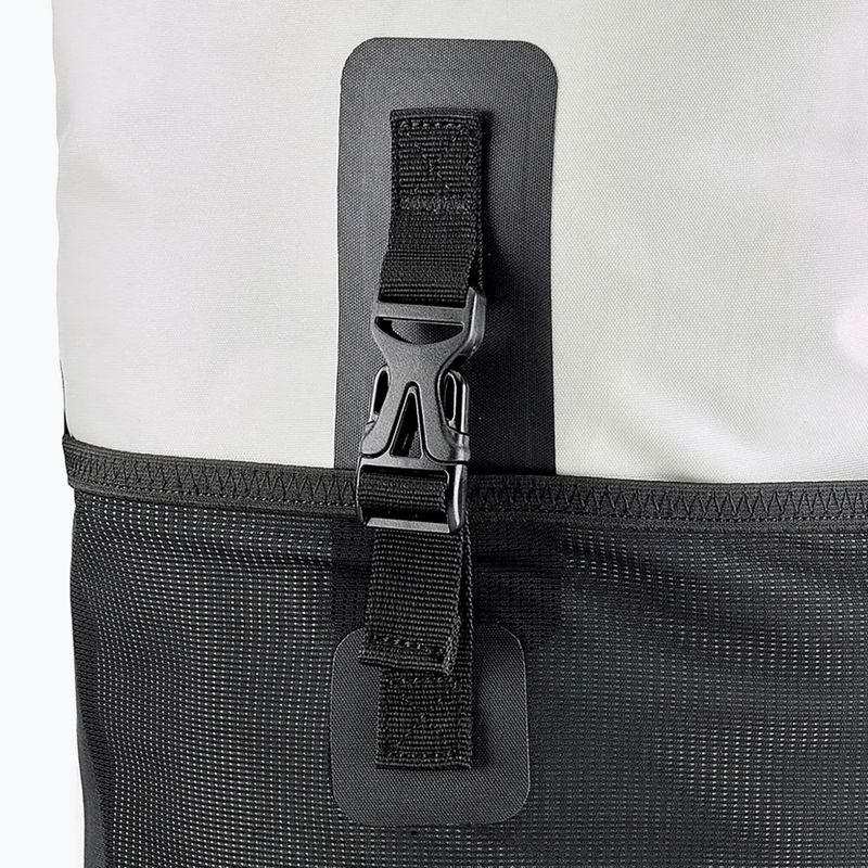 Musto Evolution Dry 40 l backpack platinum 2