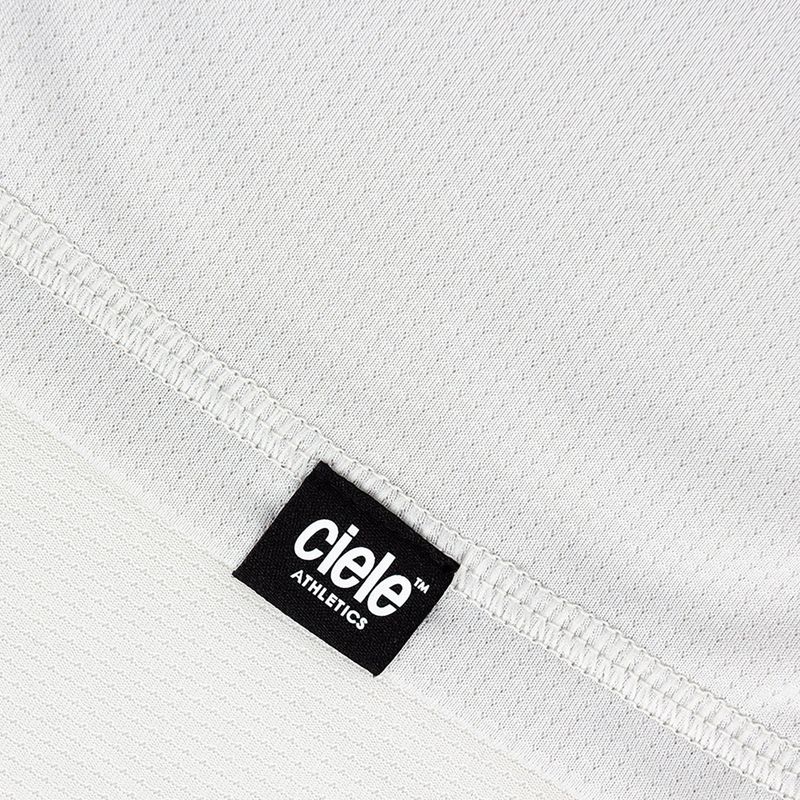 Ciele Athletics FSTCollar light grey chimney 2