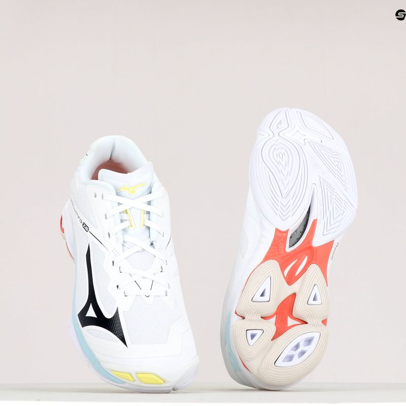 Women's volleyball shoes Mizuno Wave Lightning Z6 white V1GC200010 11