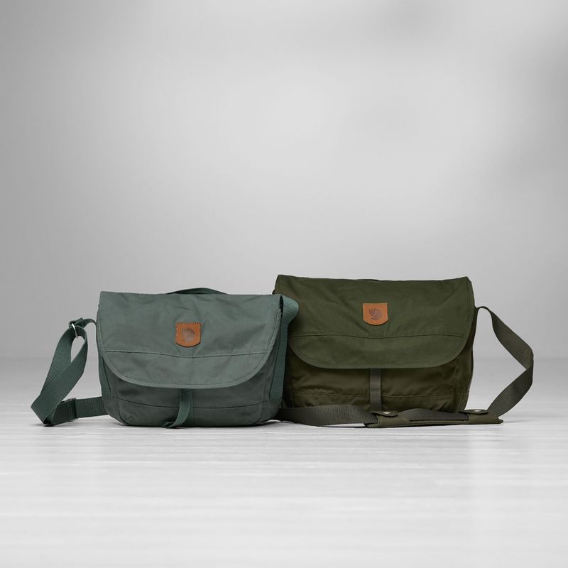Fjällräven Greenland Shoulder Bag 12 l deep forest 12