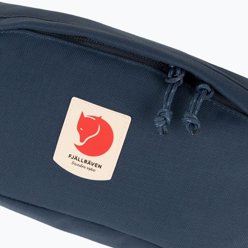 Fjällräven Ulvo Medium 570 navy blue F23165 kidney bag 4