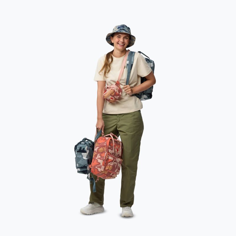 Urban backpack Fjällräven Kanken Graphics 16 l chalkrose/hidden animals 4
