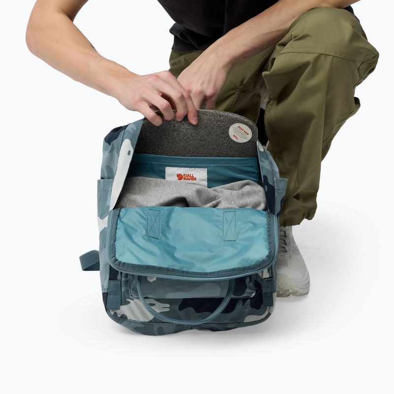 Urban backpack Fjällräven Kanken Graphics 16 l nimbus blue/hidden animals 4