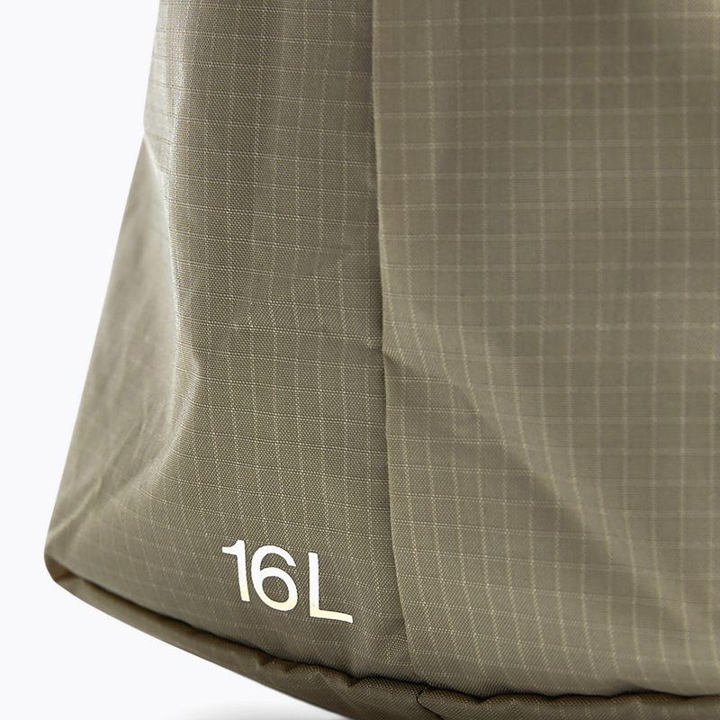 Peak Performance Street Shopper 16l avid beige bag 4