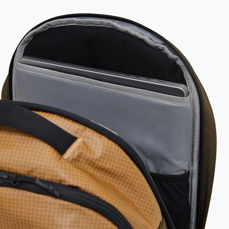 Backpack Peak Performance Commuter 18,5 l sierra sand 5