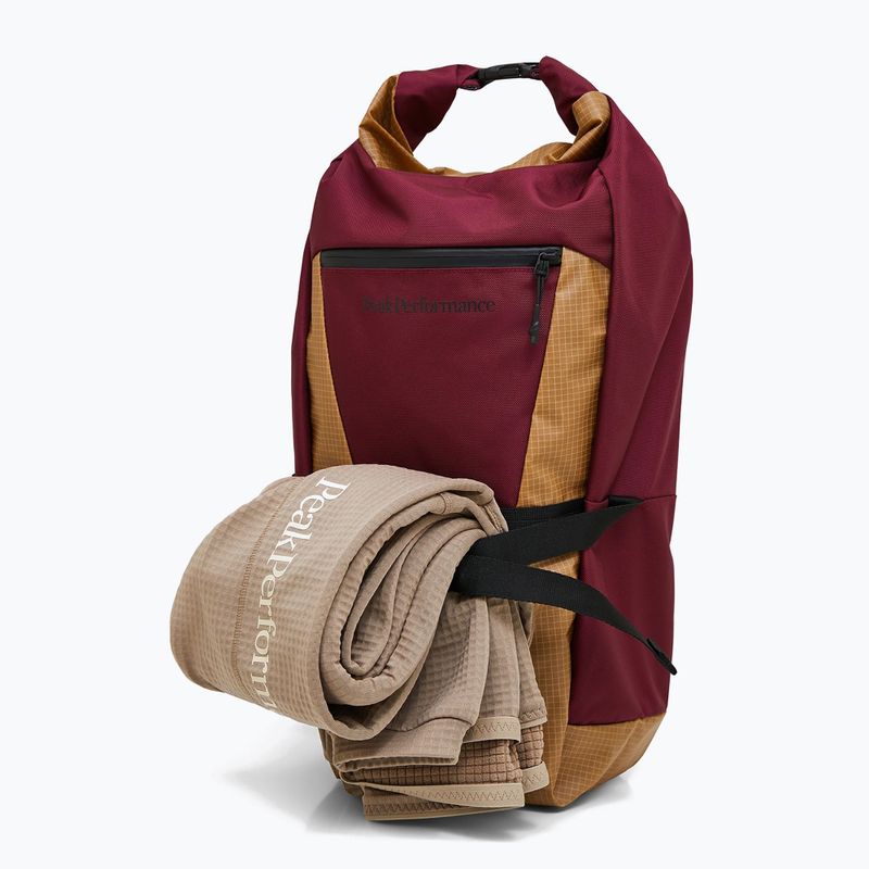 Backpack Peak Performance Roll Top 21,5 l sierra sand 8