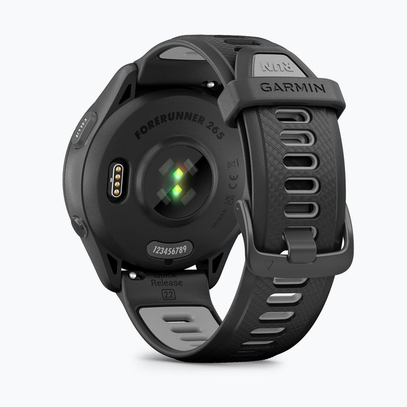 Watch Garmin Forerunner 265 black/light gray 4