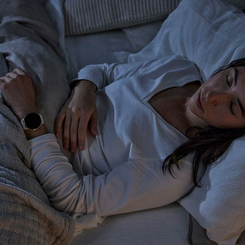 Watch Garmin Venu 3S soft gold/french gray 10