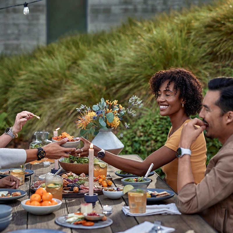 Watch Garmin Venu 3S soft gold/french gray 11