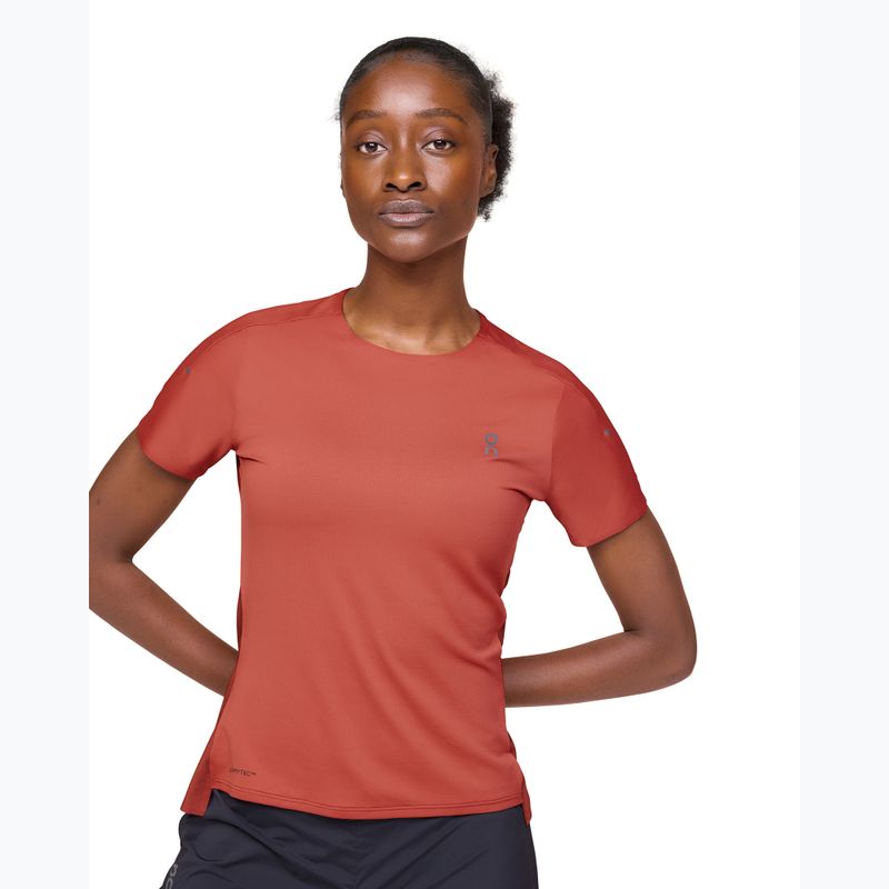 Women's On Performance-T auburn/ruby running shirt 3
