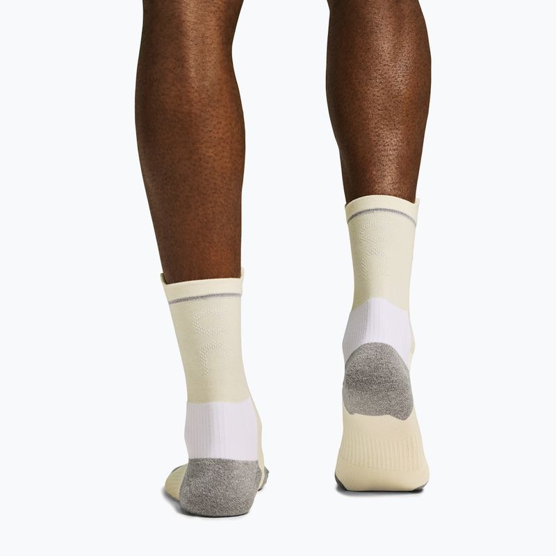 On Ultra undyed running socks 4