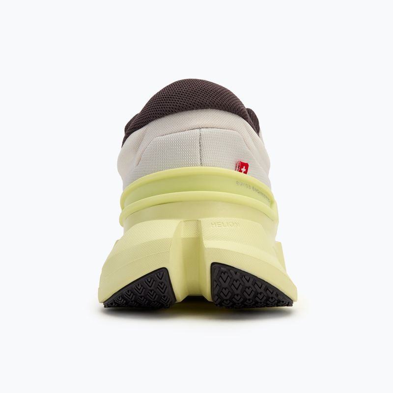 Women's On Cloudflyer 5 pearl/hay running shoes 6