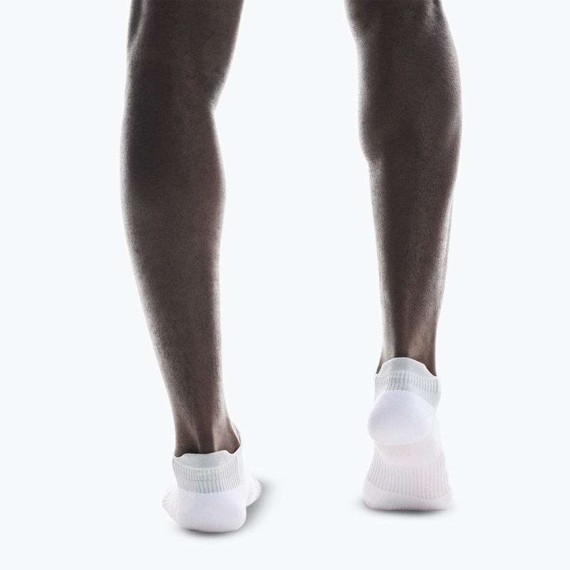 On Performance Run Low socks white/glacier 5