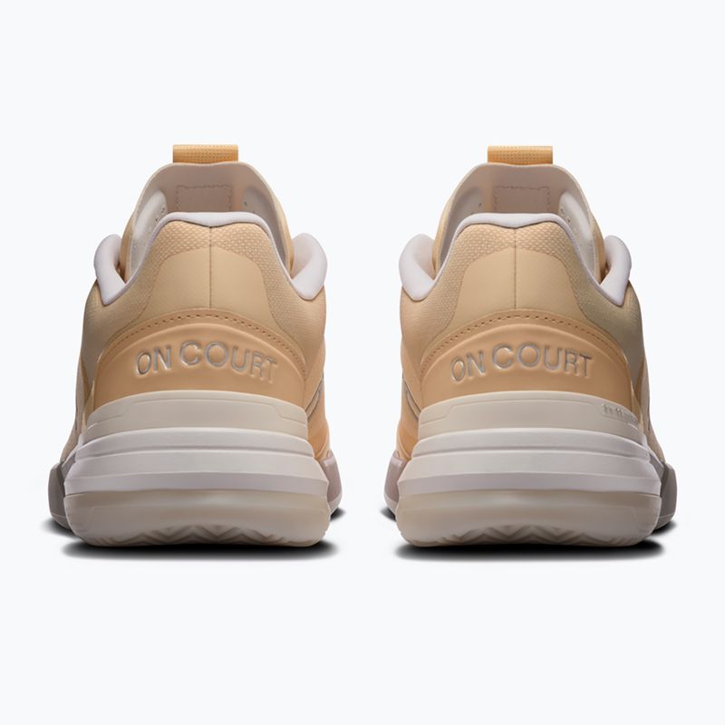 Women's tennis shoes On Running The Roger Advantage Pro W blonde/gardenia 4