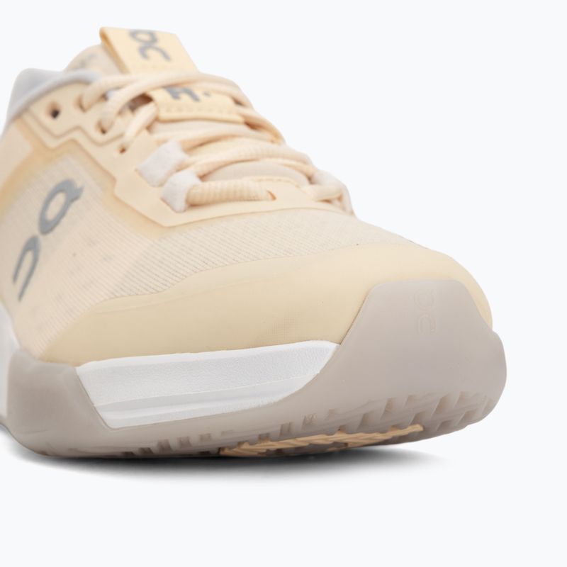 Women's tennis shoes On Running The Roger Advantage Pro W blonde/gardenia 7