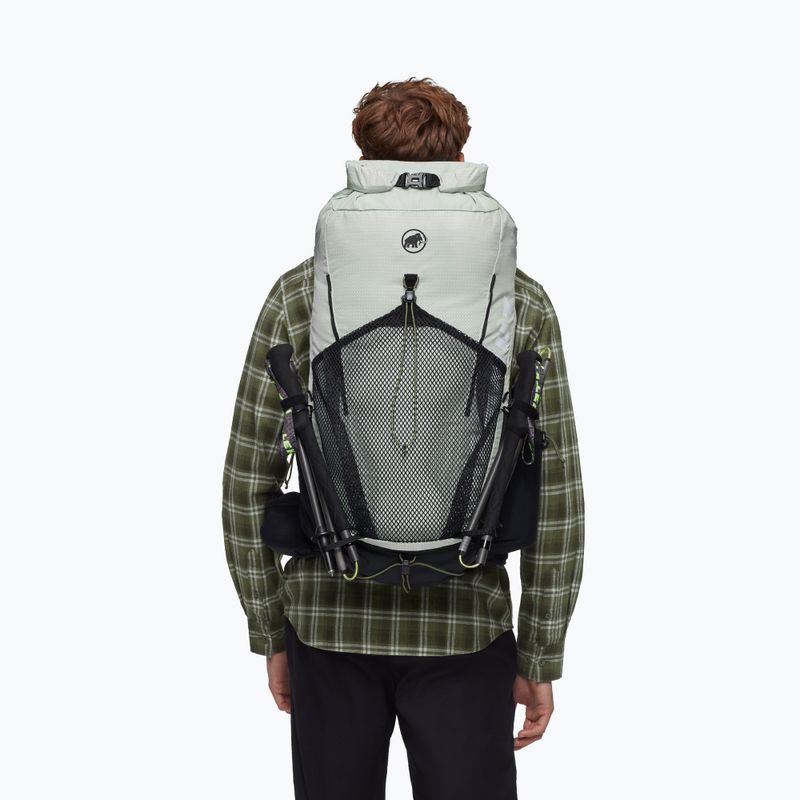 Mammut Ducan Spine 28-35 l silver sage/black hiking backpack 3