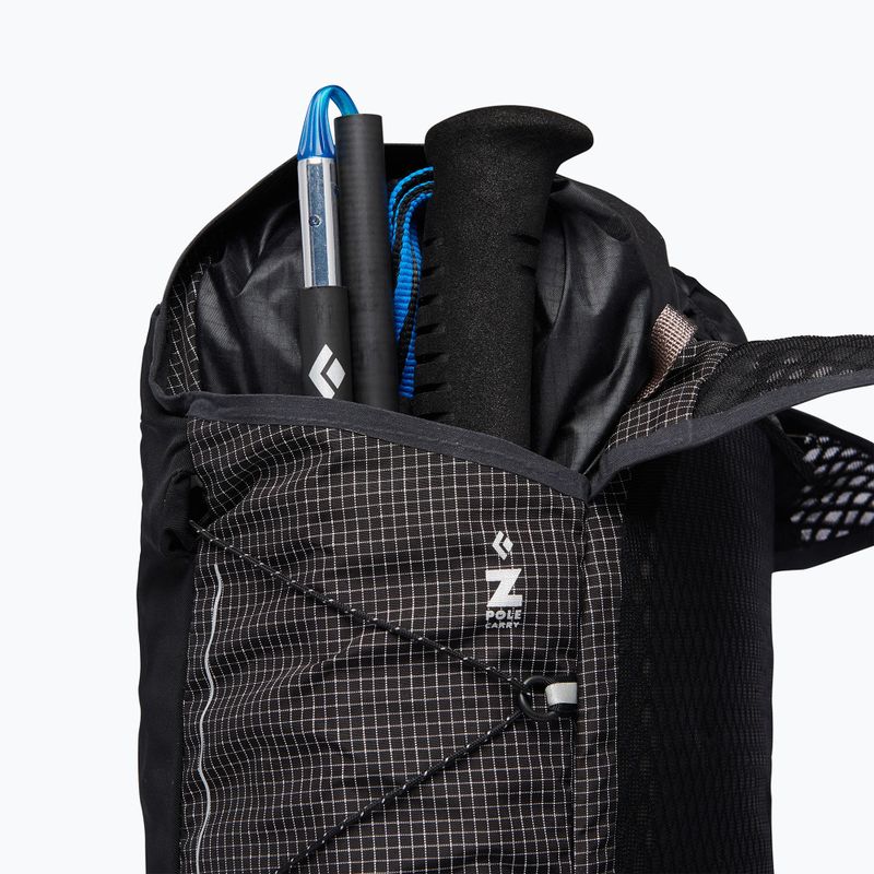 Black Diamond Distance 22 l black hiking backpack 4