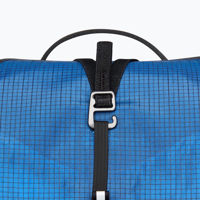 Black Diamond Distance 22 l ultra blue climbing backpack 3