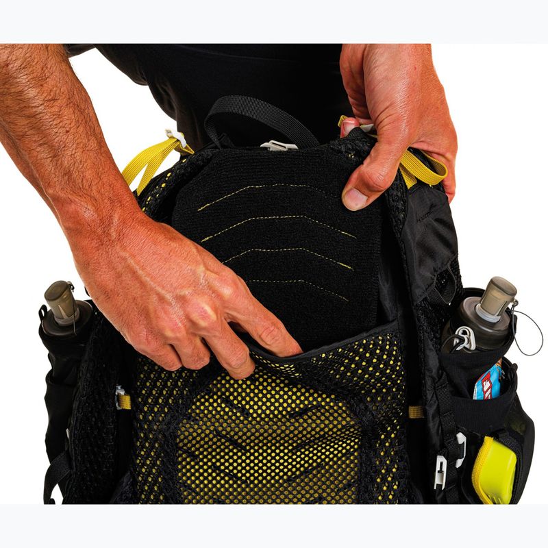 Ferrino X-Dry 15+3 l running backpack black 9