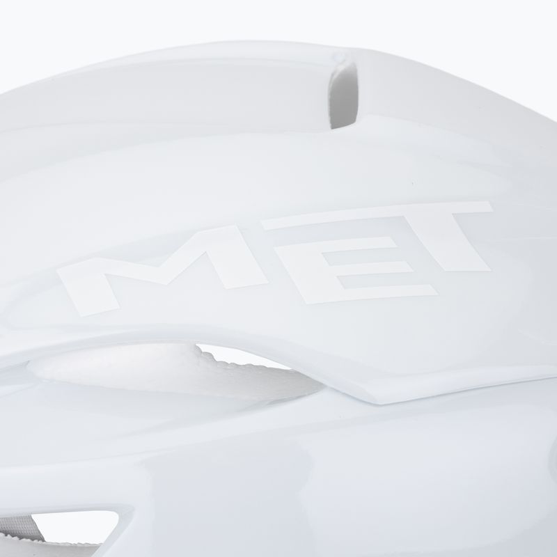 Bike helmet MET Manta MIPS absolute white le 7