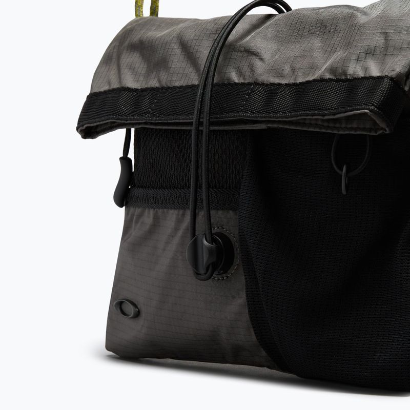 Pouch Oakley Reserve 2 l Granite Gray 4