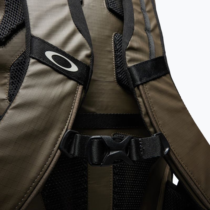 Hiking backpack Oakley Terraquest 29 l deep olive 5
