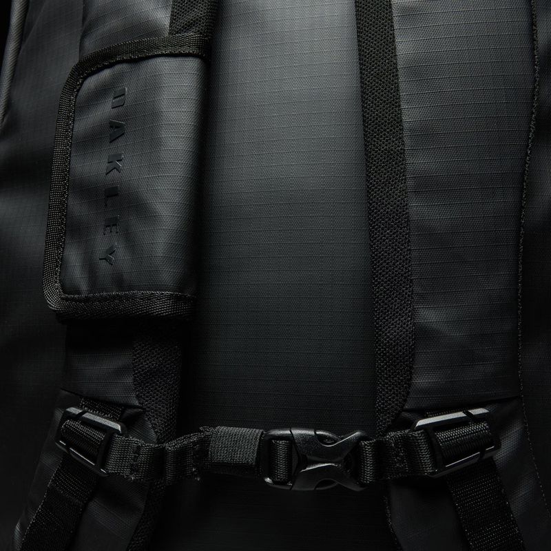 Travel bag Oakley Terraquest 55 l pitch black 4
