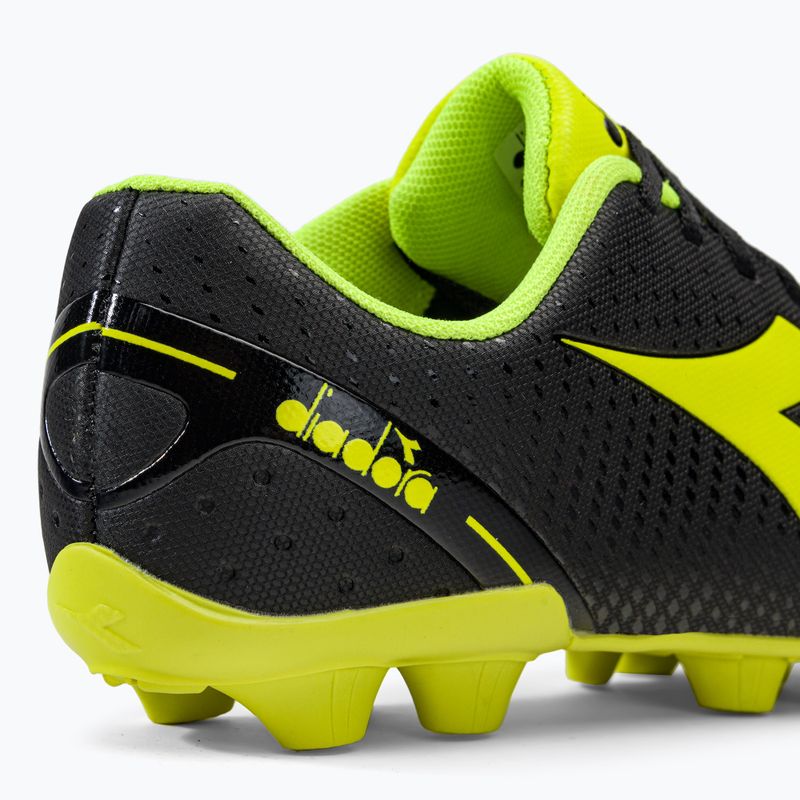 Diadora Pichichi 5 MD Jr children's football boots black DD-101.178796-C0004-35 9