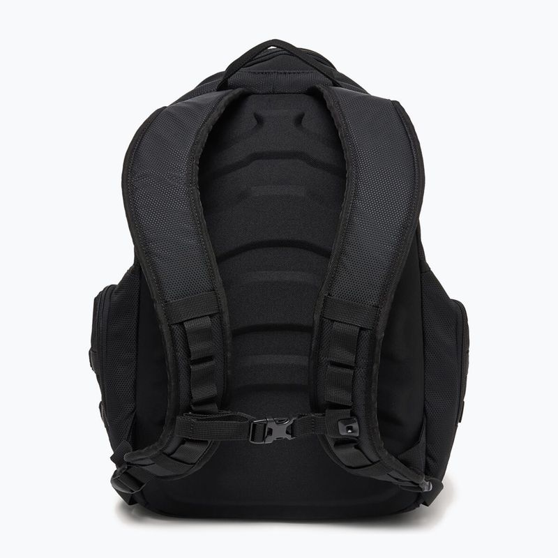 Oakley Bathroom Sink RC 32 l blackout hiking backpack 2