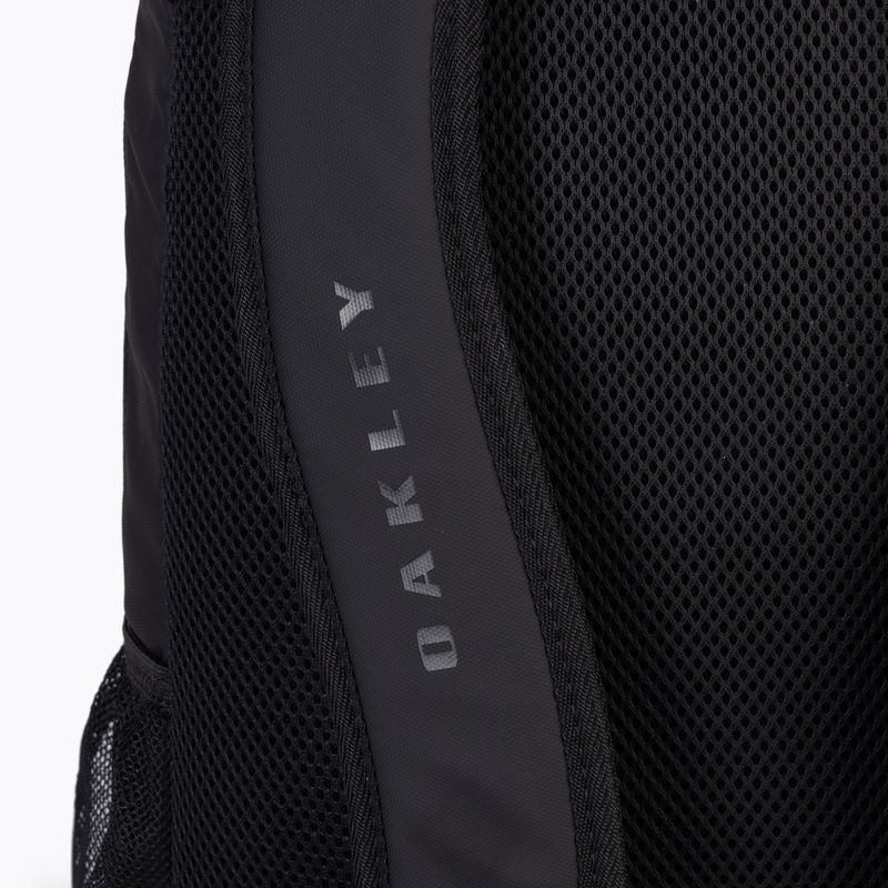 Oakley BTS 20 l blackout city backpack 6